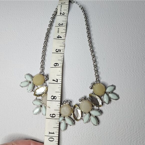 Banana Republic Chunky Gold, Taupe, Olive Leaf & Bauble Adjustable Necklace 14"+ - Picture 4 of 4